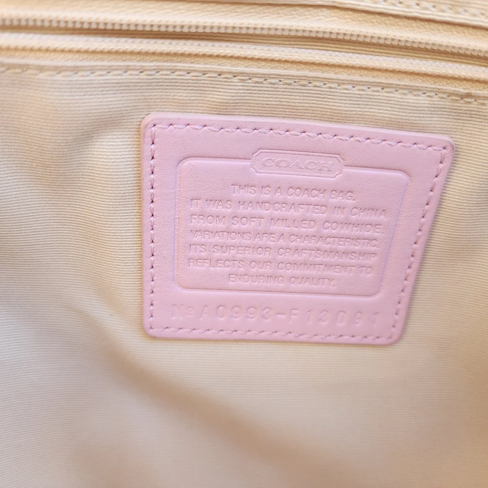 Coach light Pink white twist lock handbag purse bag - Picture 3 of 7